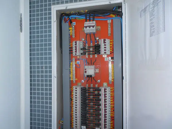 Eletricista em São Paulo - instalação de lustres